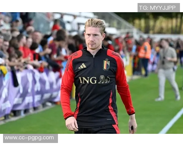 安古伊萨下周复出德布劳内几天后重返那不勒斯训练基地